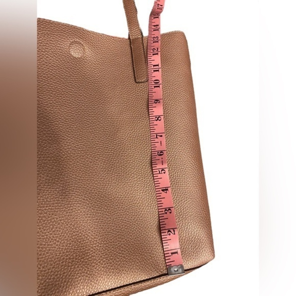 Rose metallic pink faux leather medium size shoulder tote bag w pink inside EUC - Picture 8 of 12